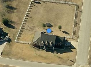 5000 Running Brook Dr, Joshua, TX 76058