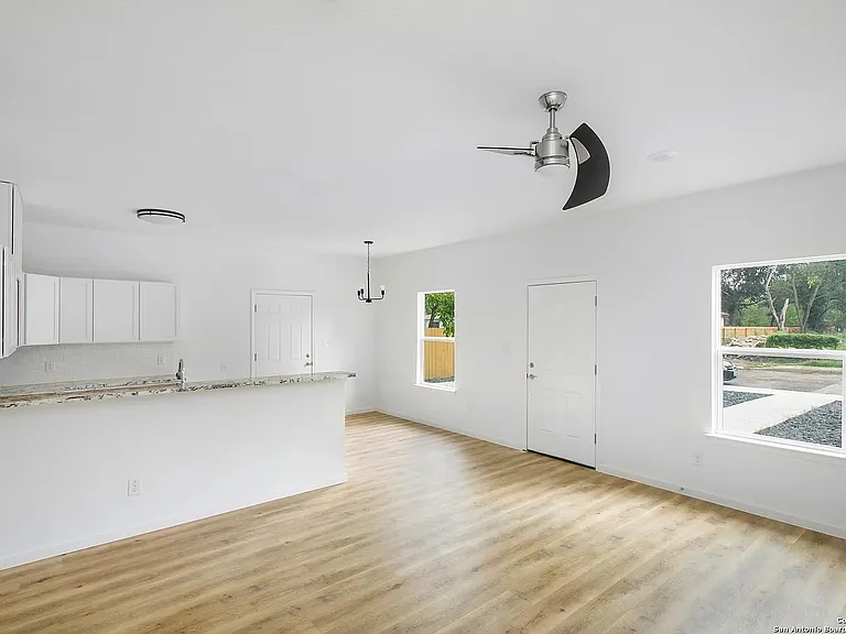 5857 Mayo Dr — Photo 7