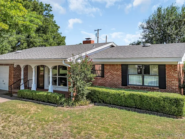 303 E Robert S Kerr Blvd, Wynnewood, OK 73098