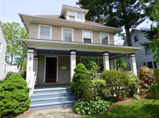 10 Westfield Rd, West Hartford, CT 06119
