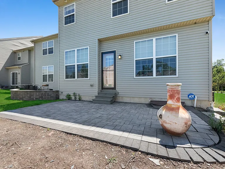 245 Snapdragon Way — Photo 4