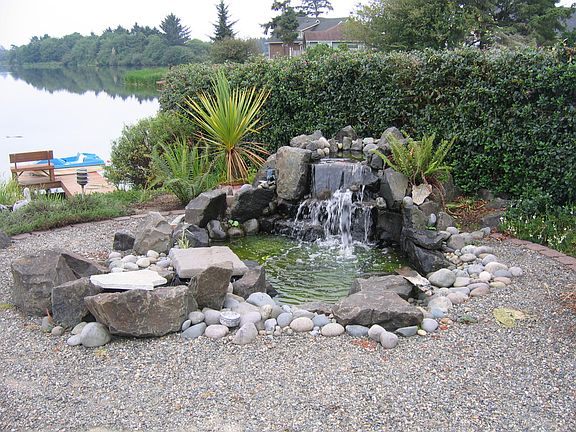 3rd image of 377 Lake Bay Loop SE