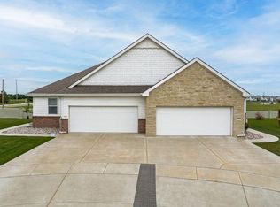 1416 W Cobblestone Ct, Andover, KS 67002