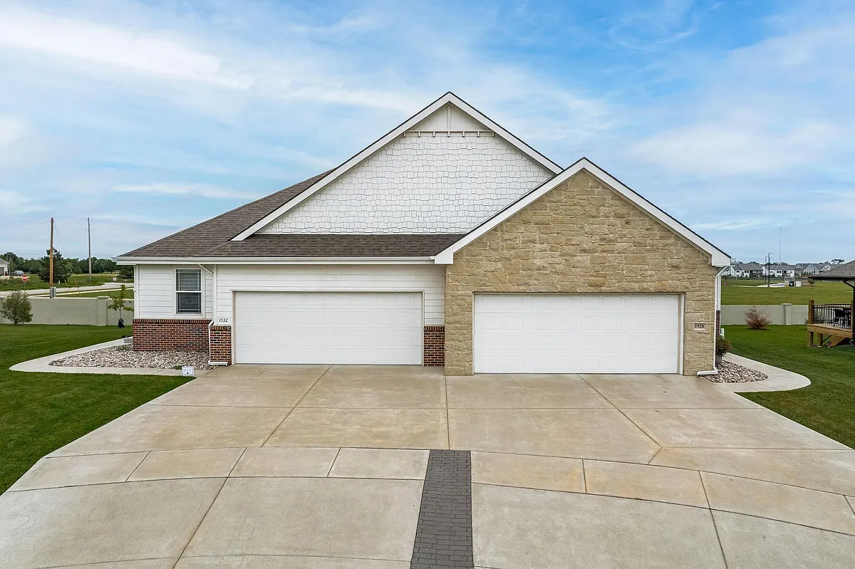 Building Photo - 1434 W Gemstone Cir