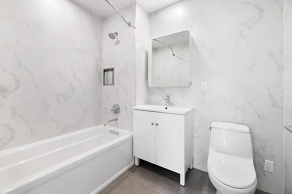 Rented by REAL New York | media 38