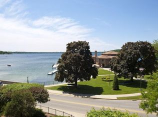 101 Broad St APT 303, Lake Geneva, WI 53147