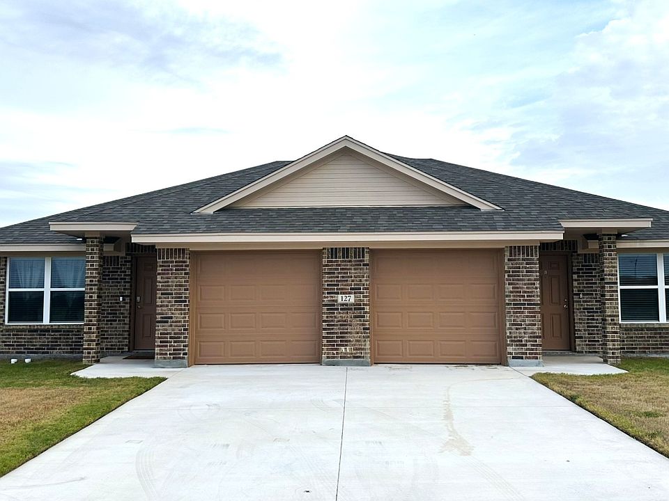 1st image of 127 Cameron Dr #B