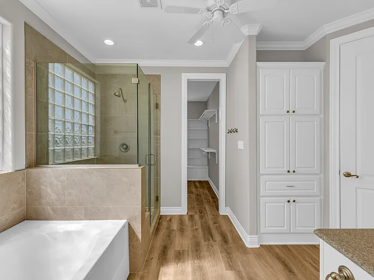 25043 Sausalito Dr — Photo 44