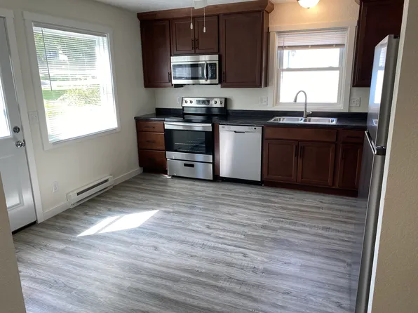 518 N 18th Ave #518, West Bend, WI 53090