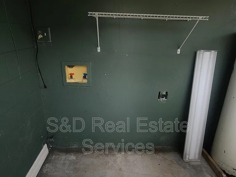 2415 S Crystal Lake Dr — Photo 19