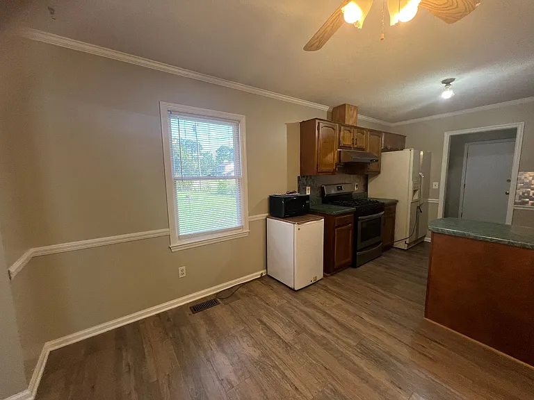 5300 Dandelion Dr — Photo 5