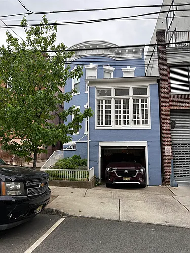 35 50th St #1 Photo 1