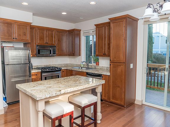 2nd image of 1936 NE 48th Way
