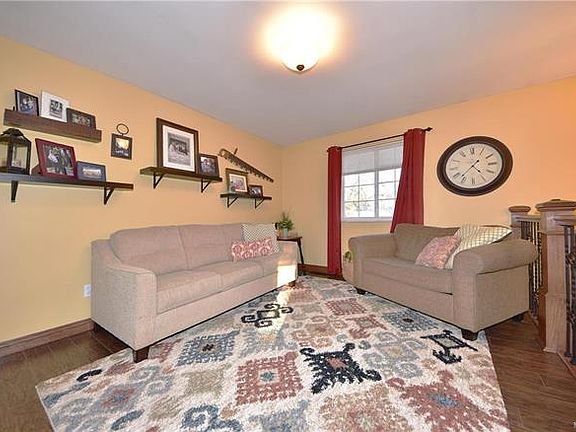 2nd image of 204 Lookout Ave