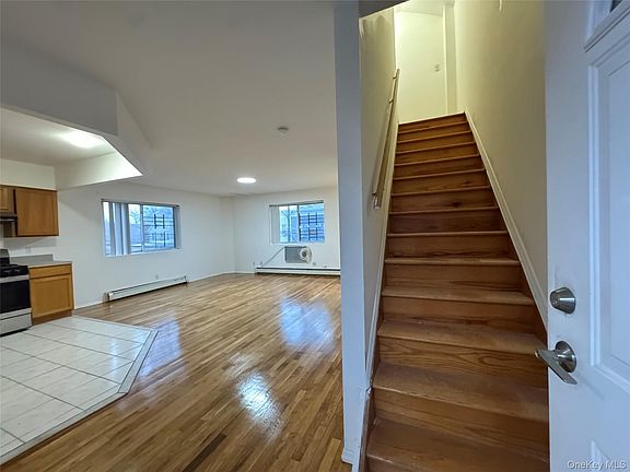 3rd image of 103-25 Alstyne Avenue