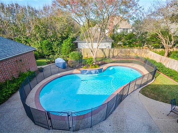4th image of 22906 Winding Shore Ct