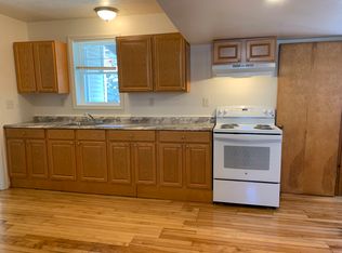 11 Park St #2, Uxbridge, MA 01569