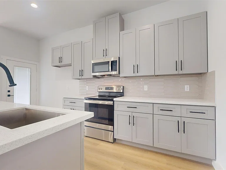 12260 Kirkgard — Photo 11