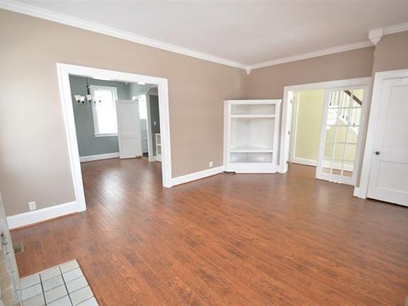 4th image of 6328 Heitzler Ave