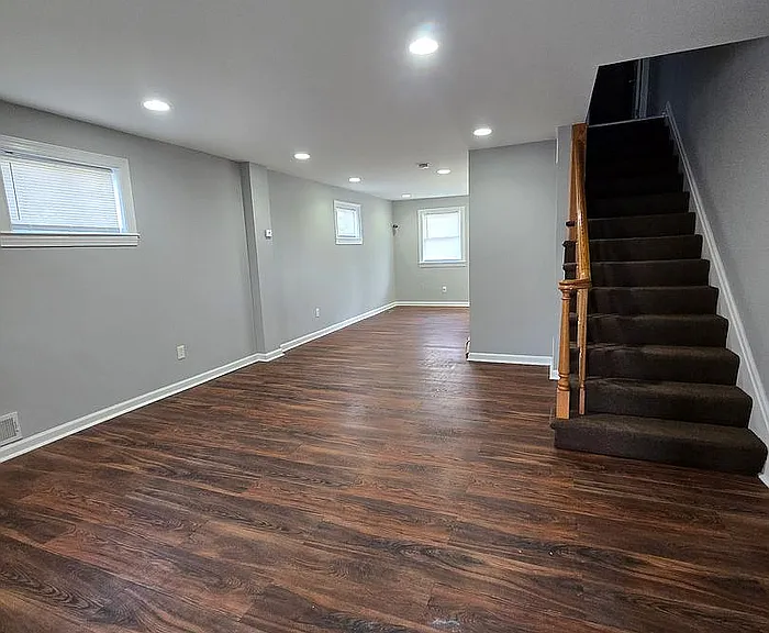 999 Elton Ave — Photo 3