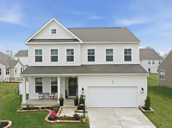 37 Feldberg Dr, Charles Town, WV 25414