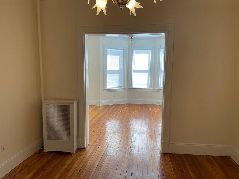 115 Hauxhurst Ave #1 — Photo 7