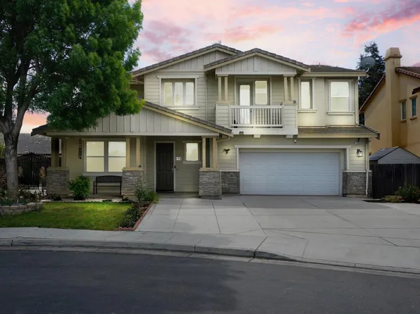 1484 La Quinta Way, Madera, CA 93638