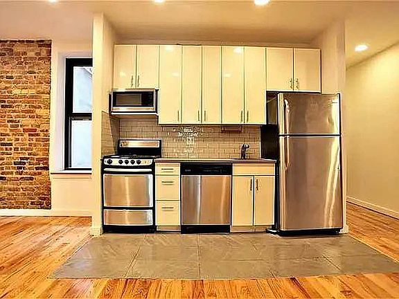 3rd image of 172 E 7th St APT 2D