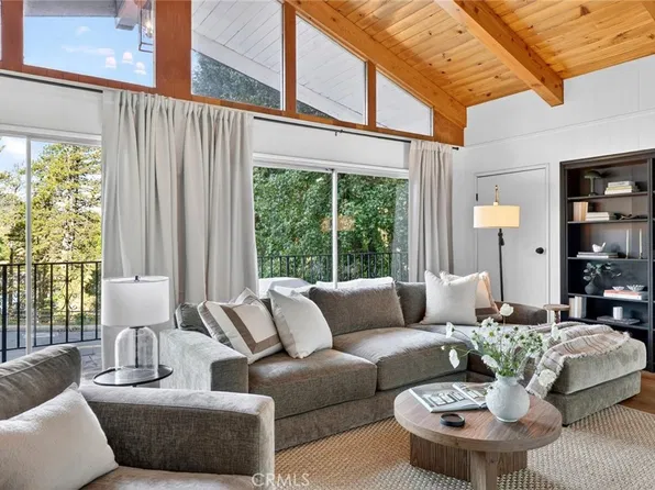 24674 Lake Dr, Crestline, CA 92325