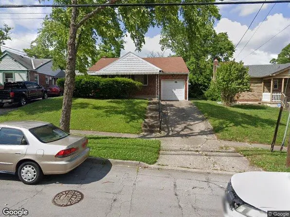 1888 Sunnybrook Dr, Cincinnati, OH 45237