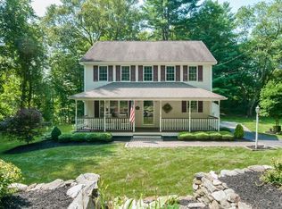 148 Chestnut St, Upton, MA 01568