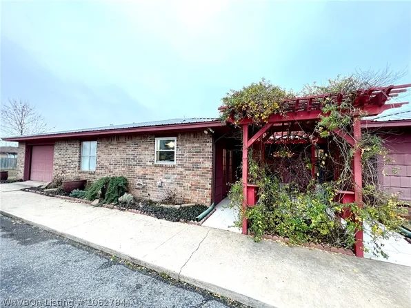 101 Doris Dr #59, Sallisaw, OK 74955