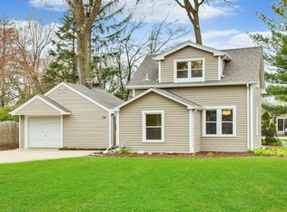 34 N Greenwood Ave, Palatine, IL 60074