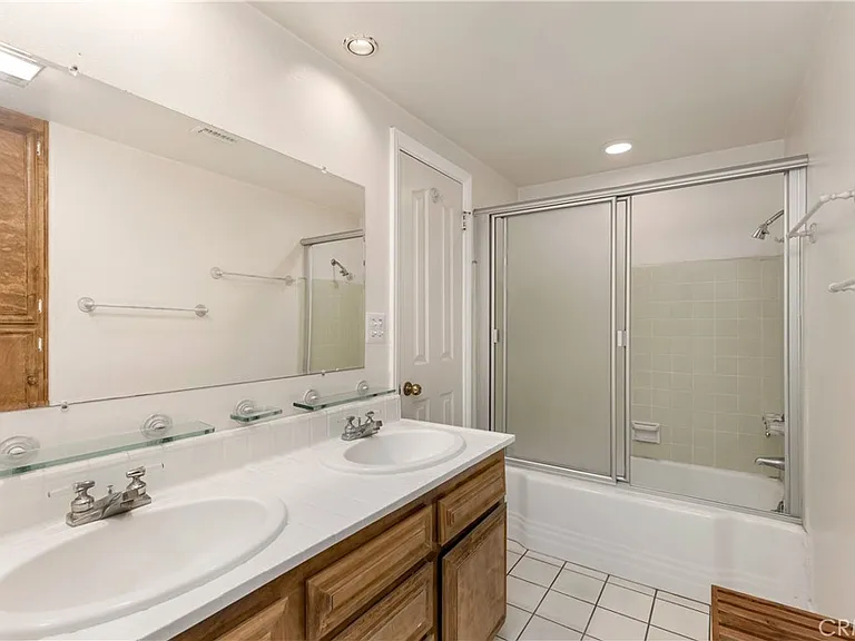 9348 Tujunga Canyon Blvd — Photo 18