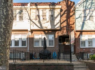 941 Carver St, Philadelphia, PA 19124