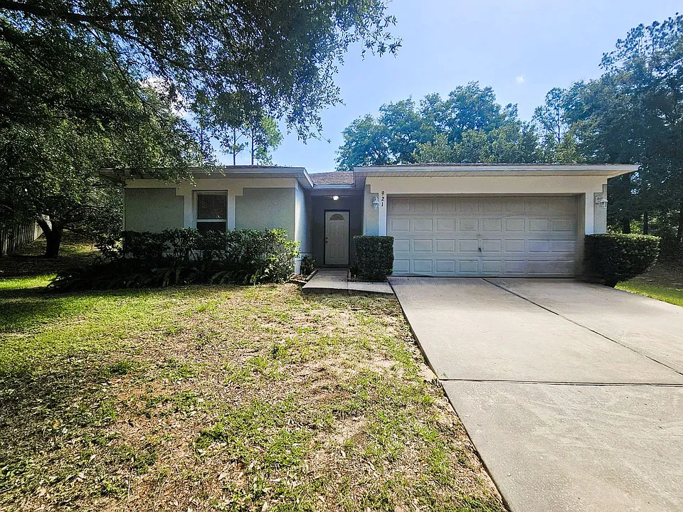 921 Bristle Cone Ct