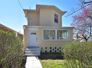 30 Mohican Park Ave, Dobbs Ferry, NY 10522