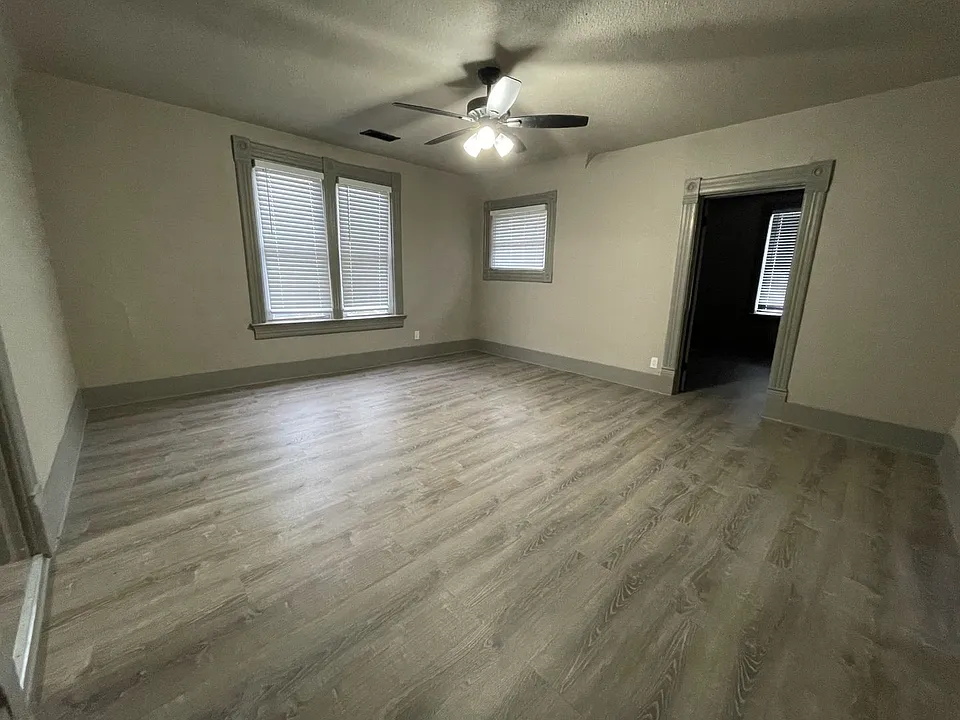 2844-A N 2nd St
