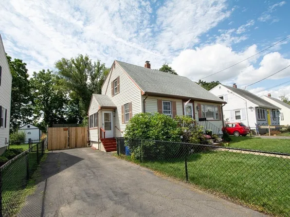 919 Sea St, Quincy, MA 02169