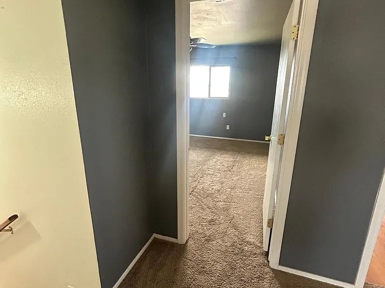 6916 W Georgia Ave — Photo 31