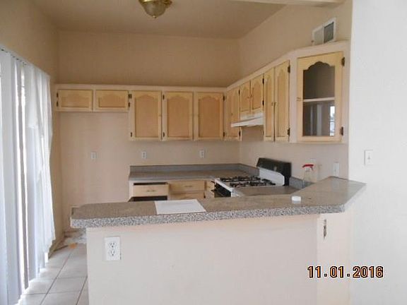 4th image of 3121 Royal Jewel St