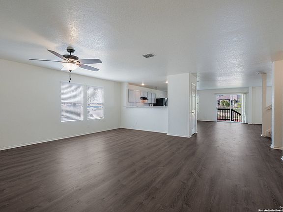 4th image of 9343 Mimosa Manor