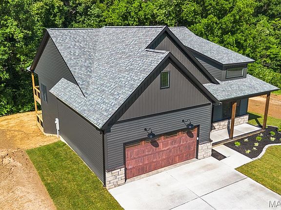 3rd image of 7923 Walker Meadows Dr