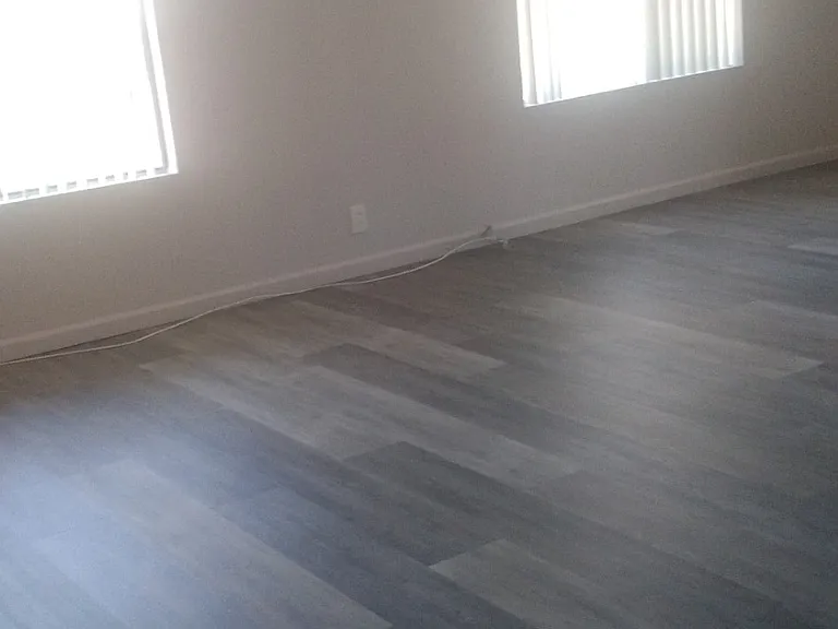 Glendora Hacienda Apartments — Photo 2