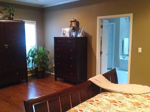 3rd image of 3512 Brook Highland Dr
