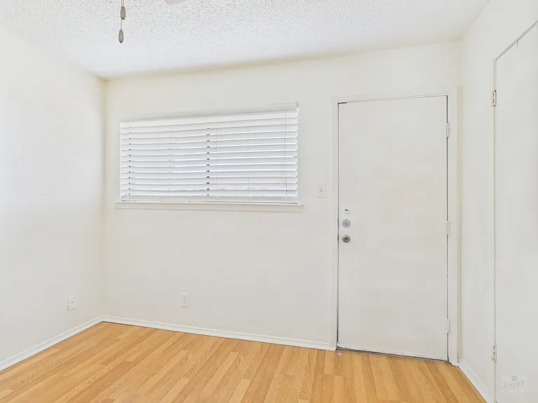 3000 Guadalupe St — Photo 5