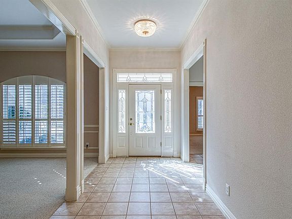 4th image of 7009 Brierhill Ct
