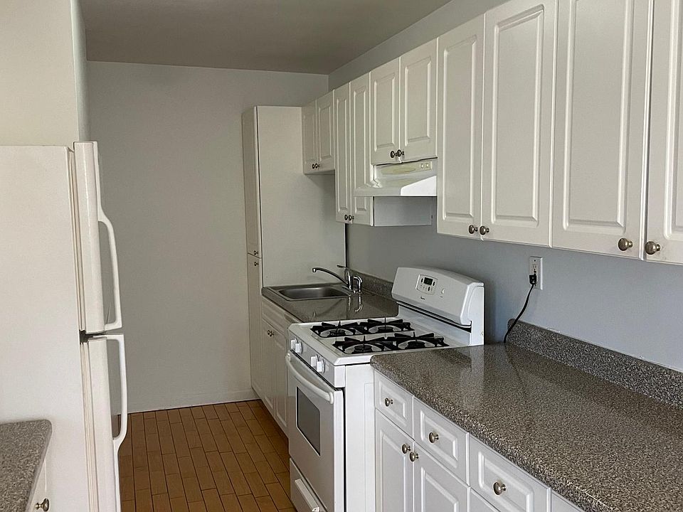 1st image of 47 Davis Ave APT 3F