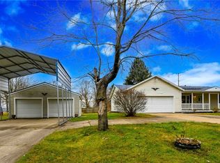 4318 28th St NE, Canton, OH 44705