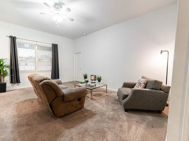 6210 Underwood Way — Photo 10